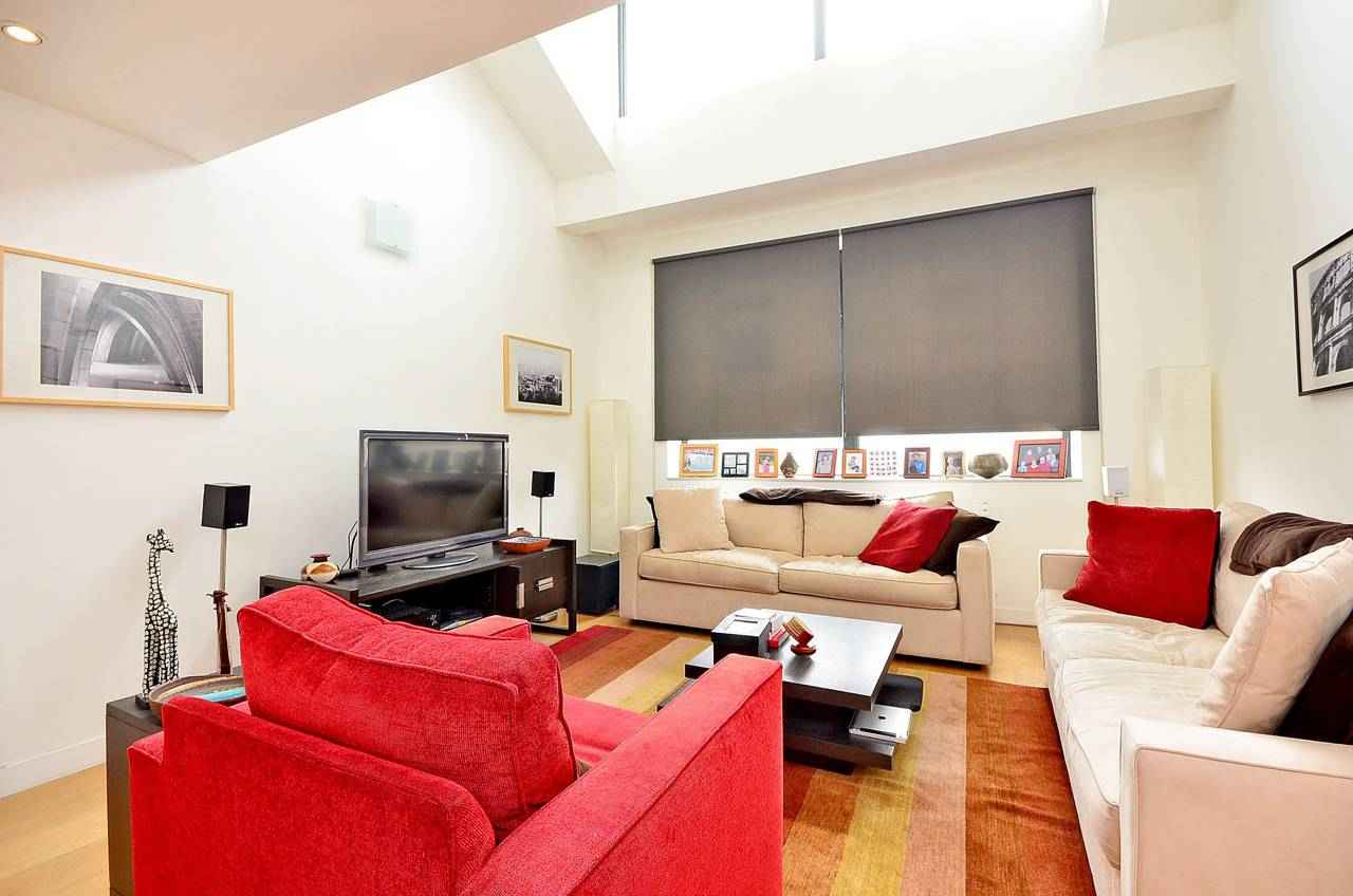 Charming Apartment with 2 BDR