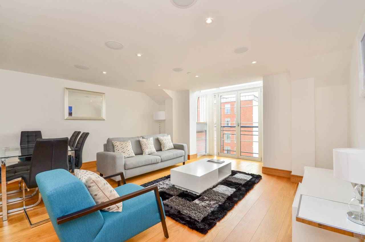 Large 3 Bedroom in Chelsea