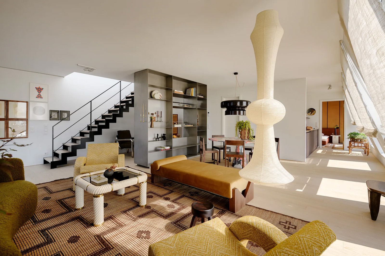 Modern apartment in center