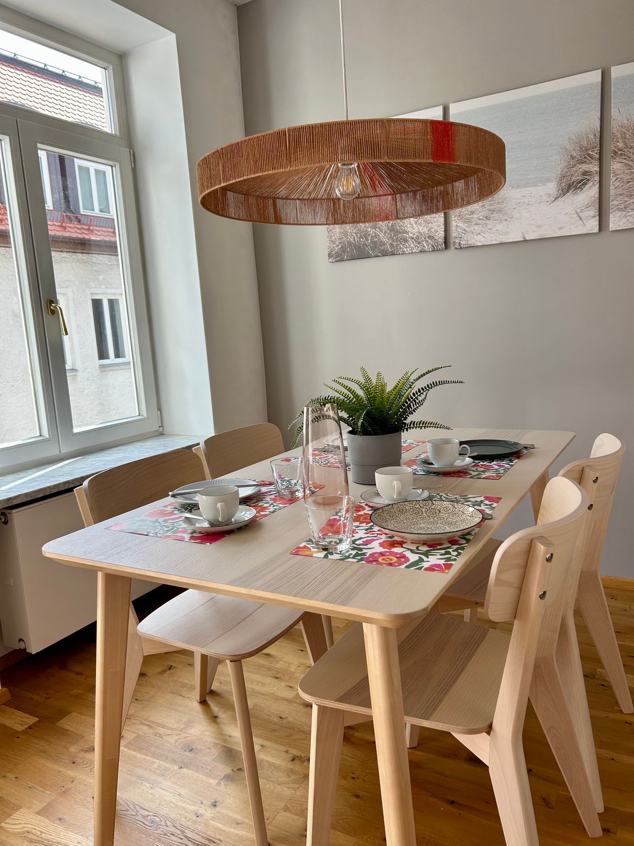 Chic & central: Renovated old building apartment